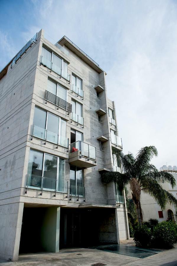 Sophia Court Apartment Ларнака Екстериор снимка