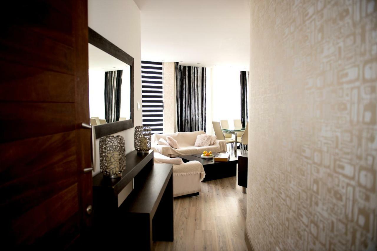 Sophia Court Apartment Ларнака Екстериор снимка