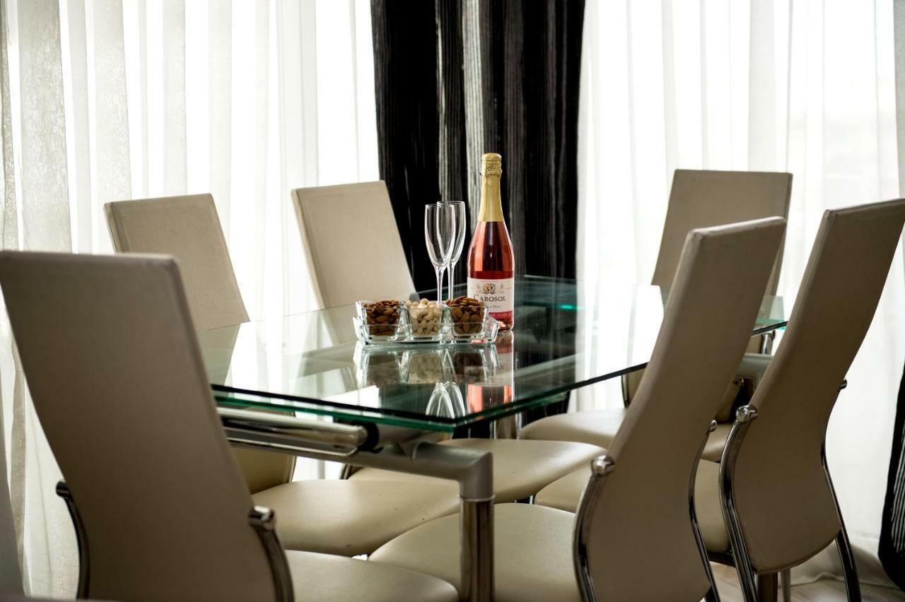 Sophia Court Apartment Ларнака Екстериор снимка
