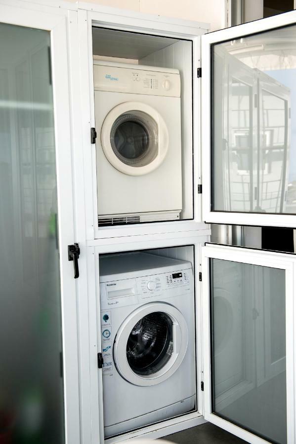 Sophia Court Apartment Ларнака Екстериор снимка